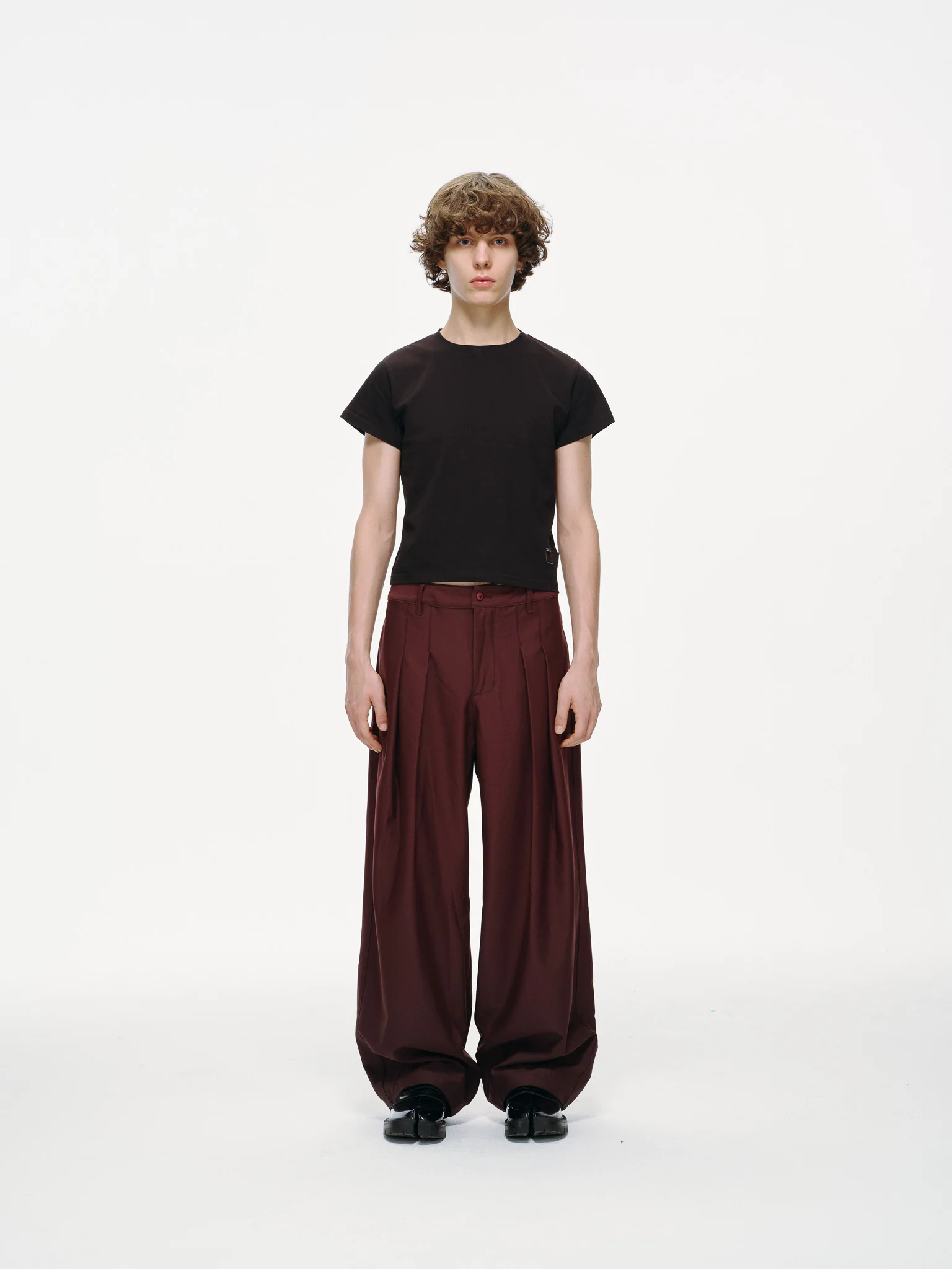 Contour Pleated Trousers – Oxblood, Relaxed Fit - Image 3