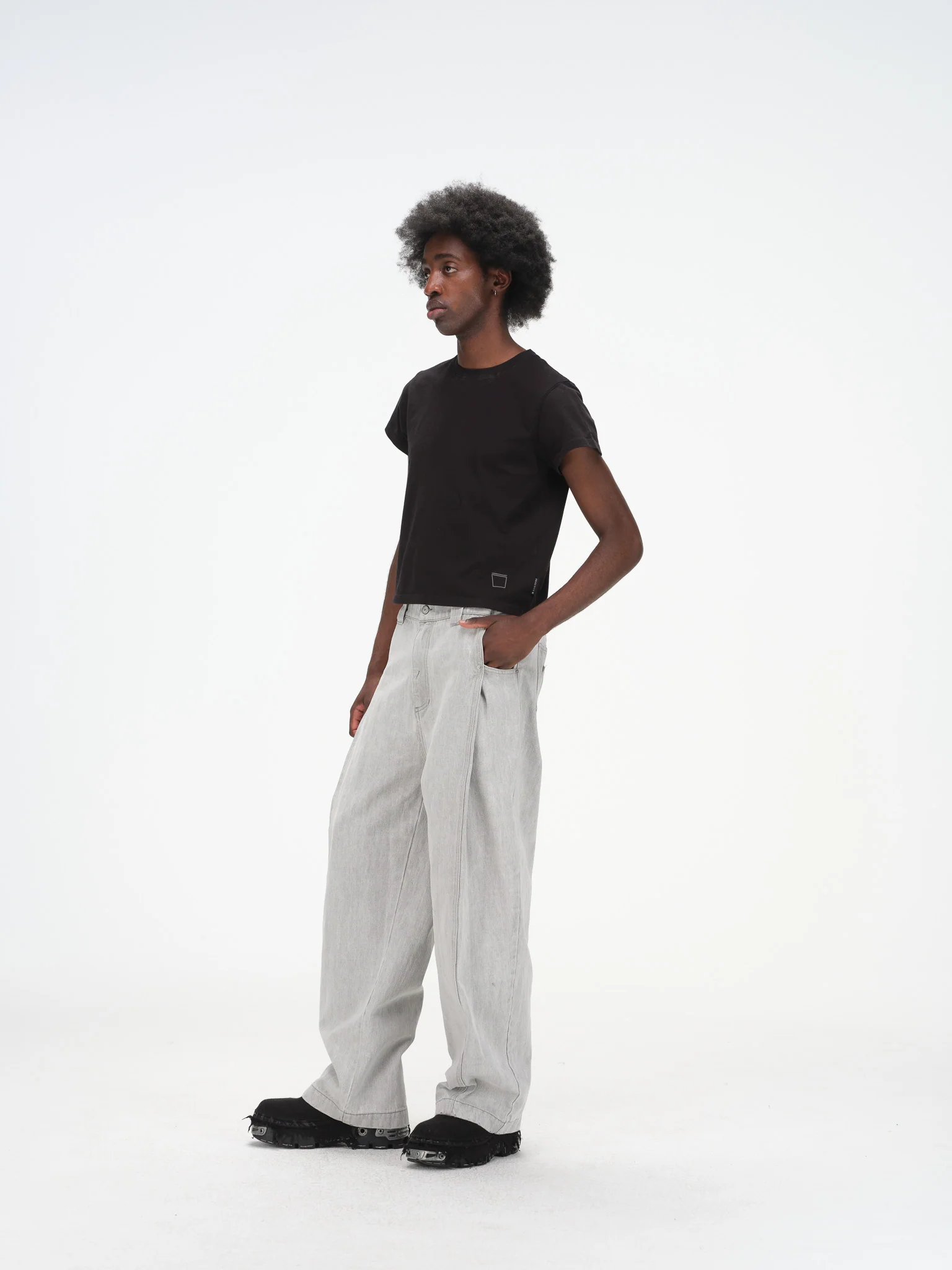 Contoured Wide Leg Denim Pants - Adjustable Button Waist, Washed Grey Denim - Image 10