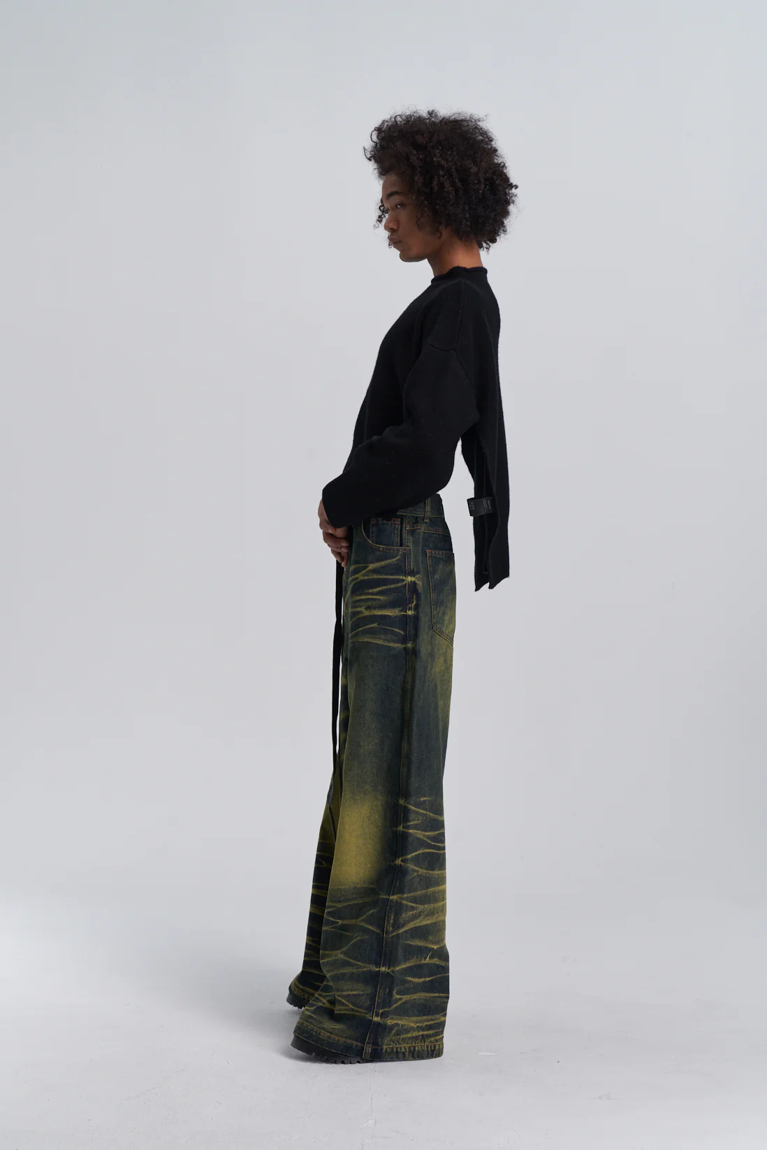 Cropped Knit Top – Open-Side Cut Pullover Midnight - Image 16