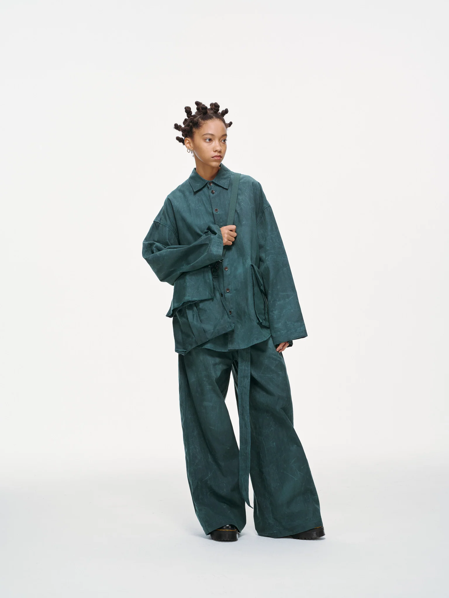 Crossbody Bag Overshirt - Jade Green, Light Wax - Image 20