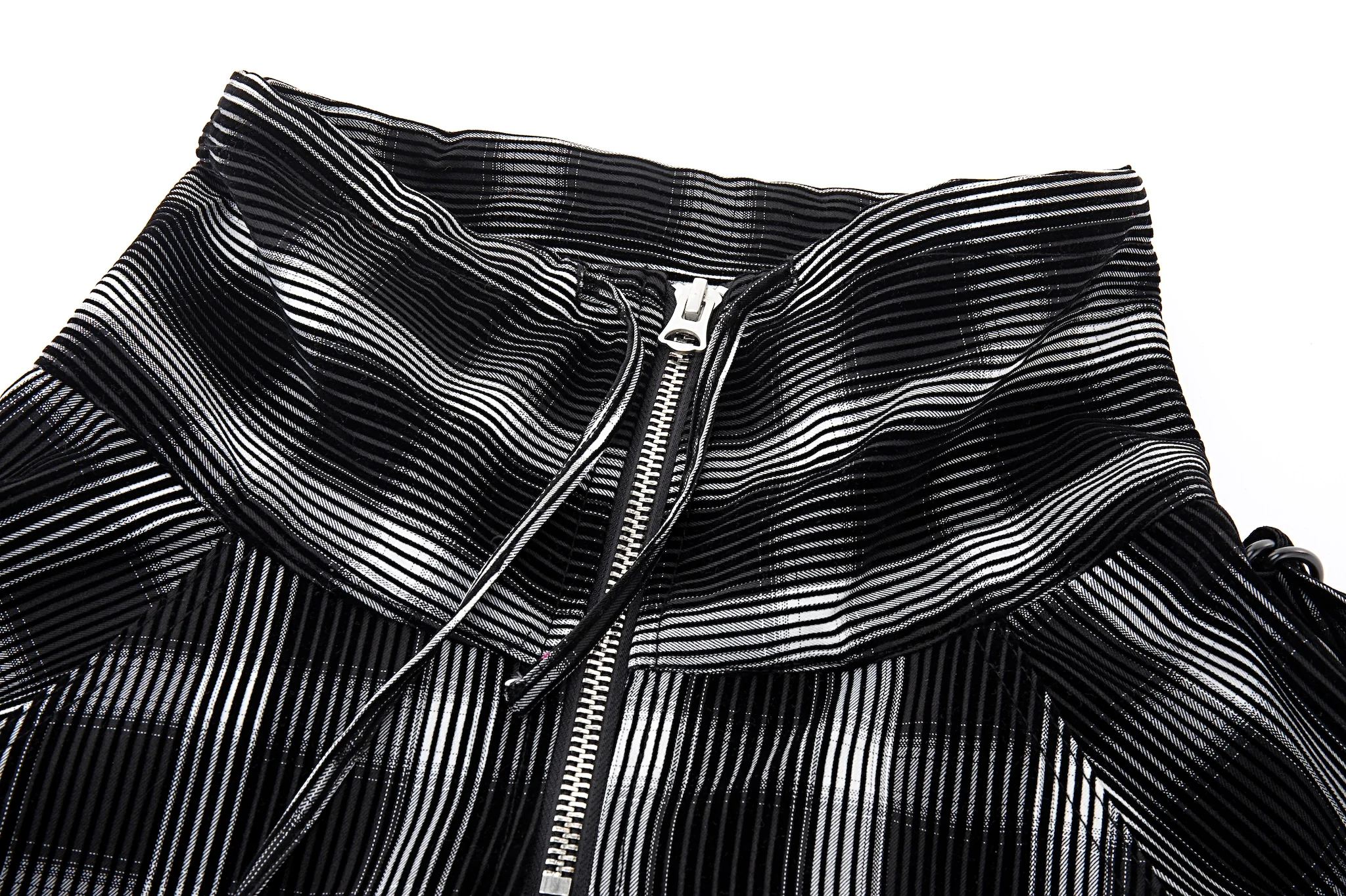 Distorted Plaid Half-Zip Pullover – Black & White, Boxy Fit - Image 13