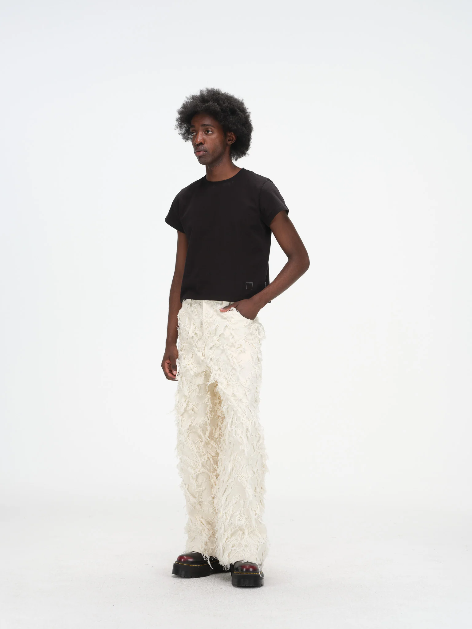 Distressed Fringe Denim Pants - Cream - Image 11