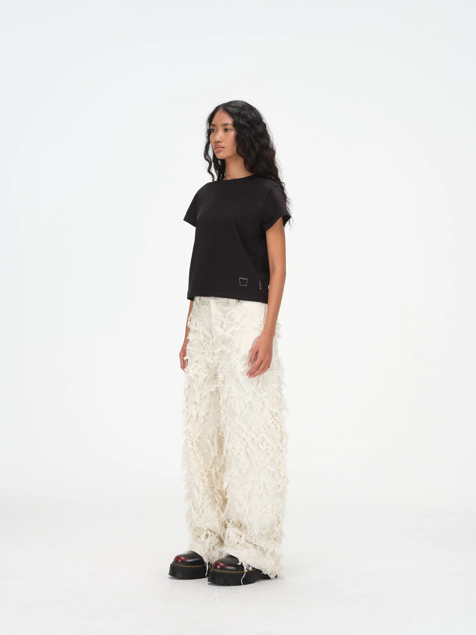 Distressed Fringe Denim Pants - Cream - Image 5