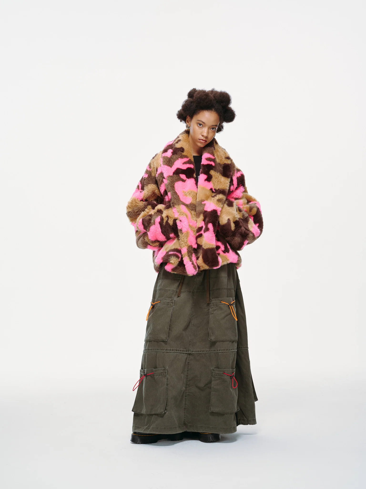 Plush Pop Cropped Faux Fur – Pink Over Camo - Image 6