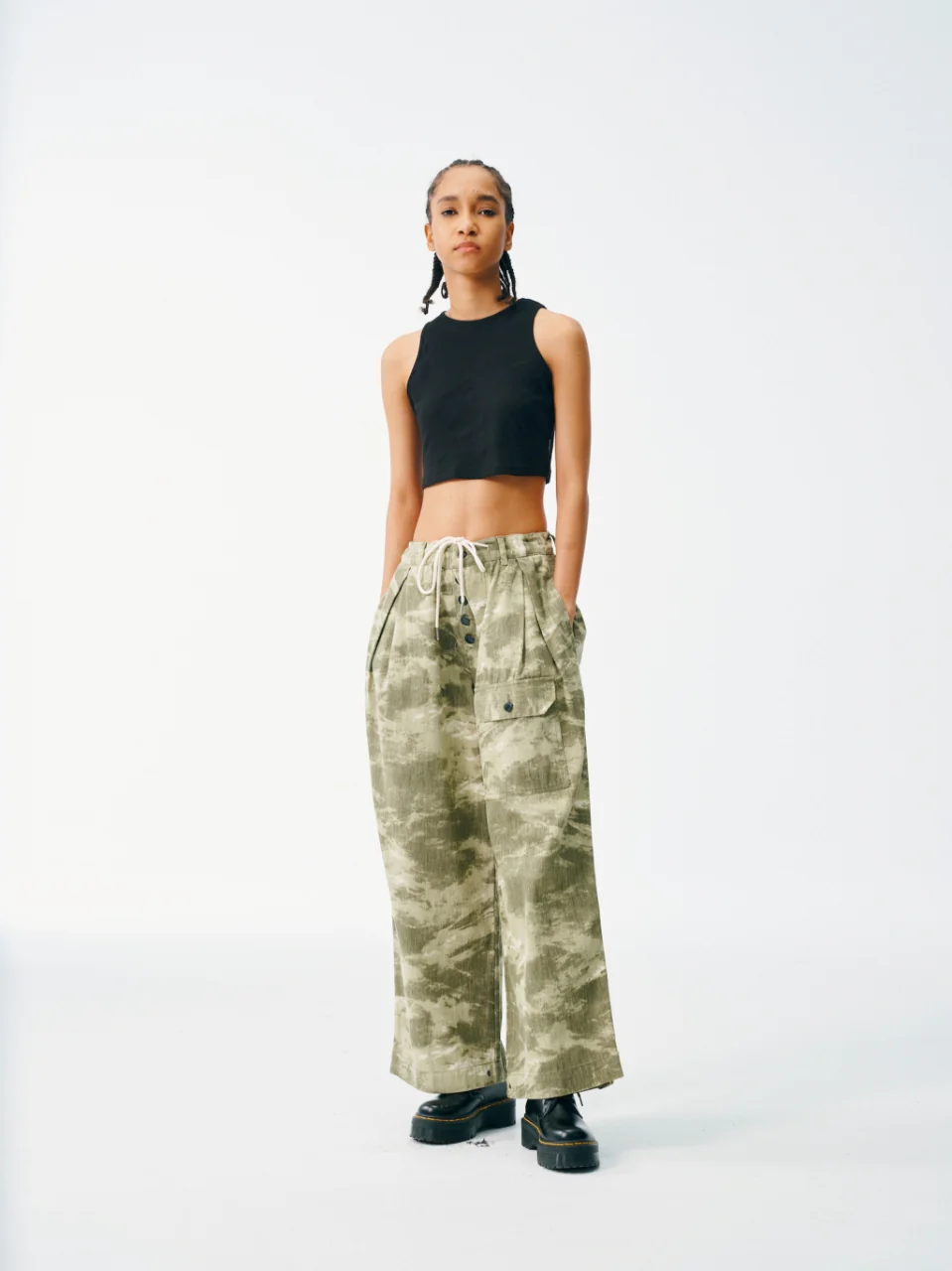Pleated Wide Leg Pants - Camo - Image 5