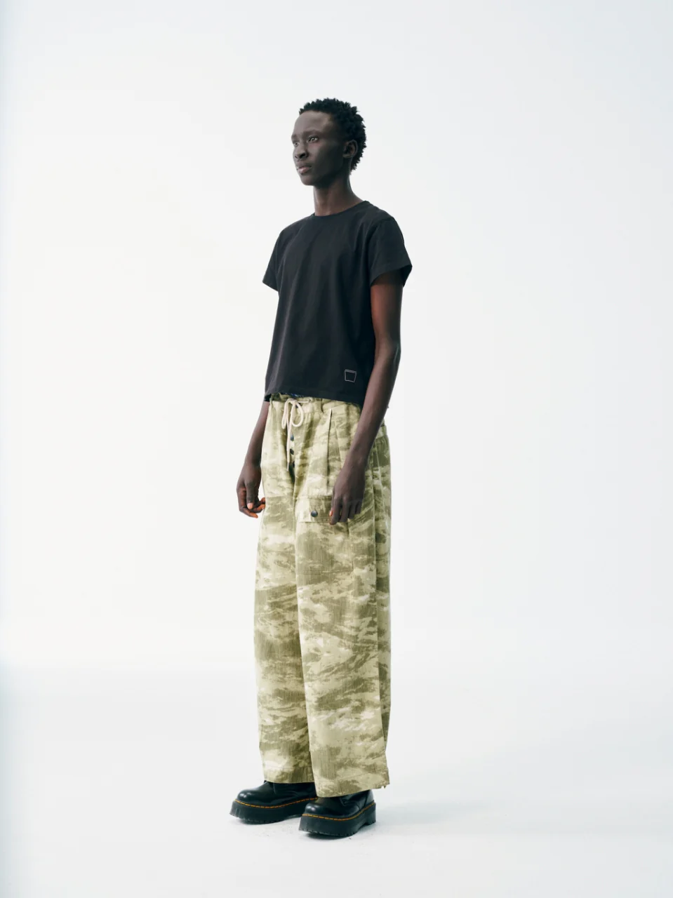 Pleated Wide Leg Pants - Camo - Image 6