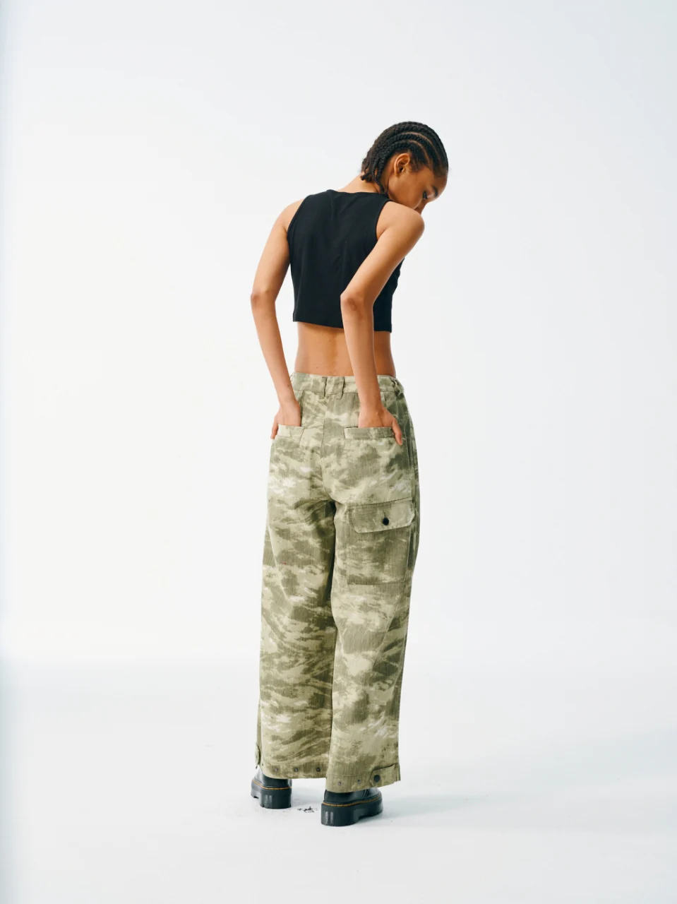 Pleated Wide Leg Pants - Camo - Image 9