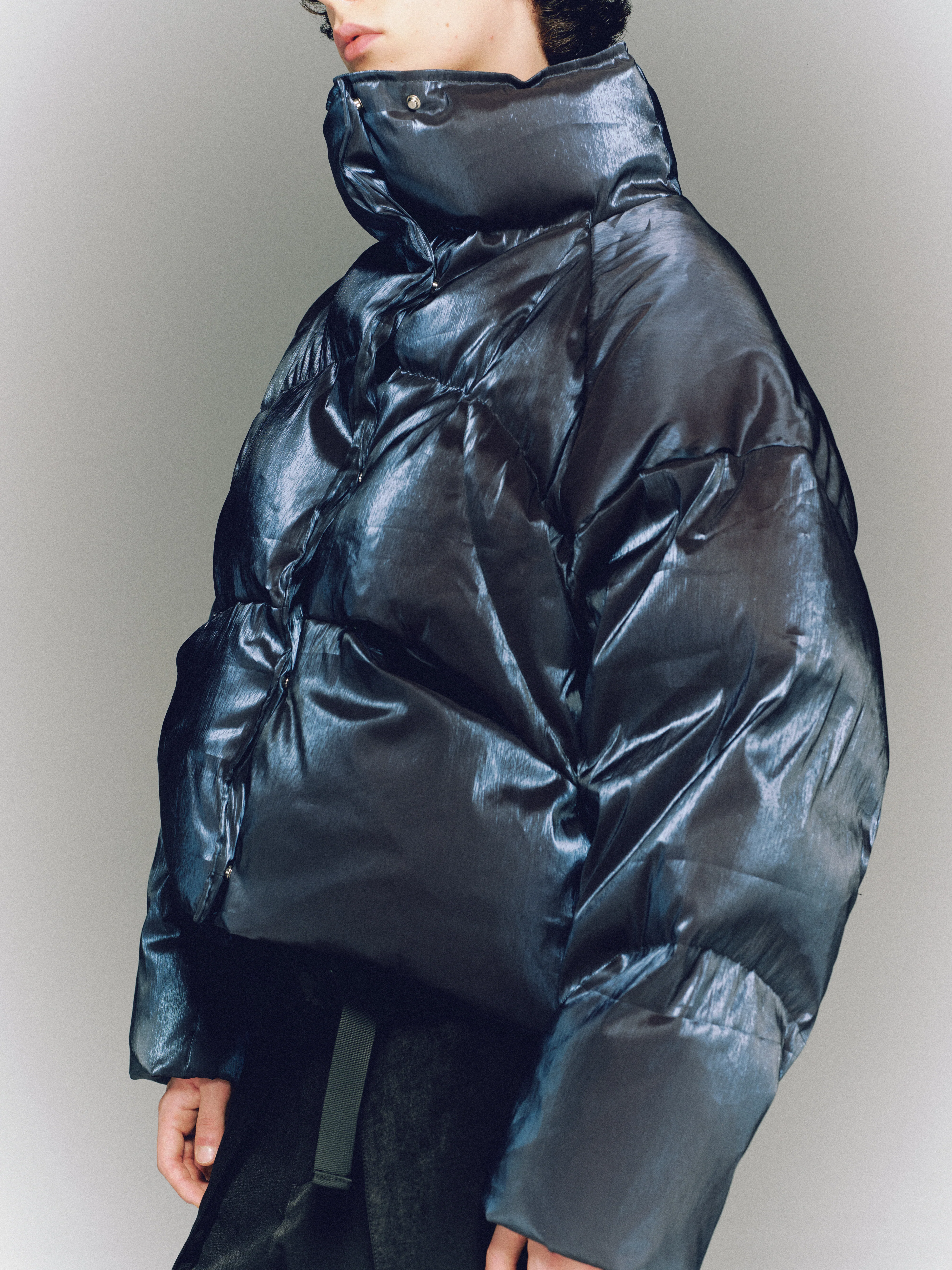 Iridescent Puffer Jacket – Midnight Blue - Image 6