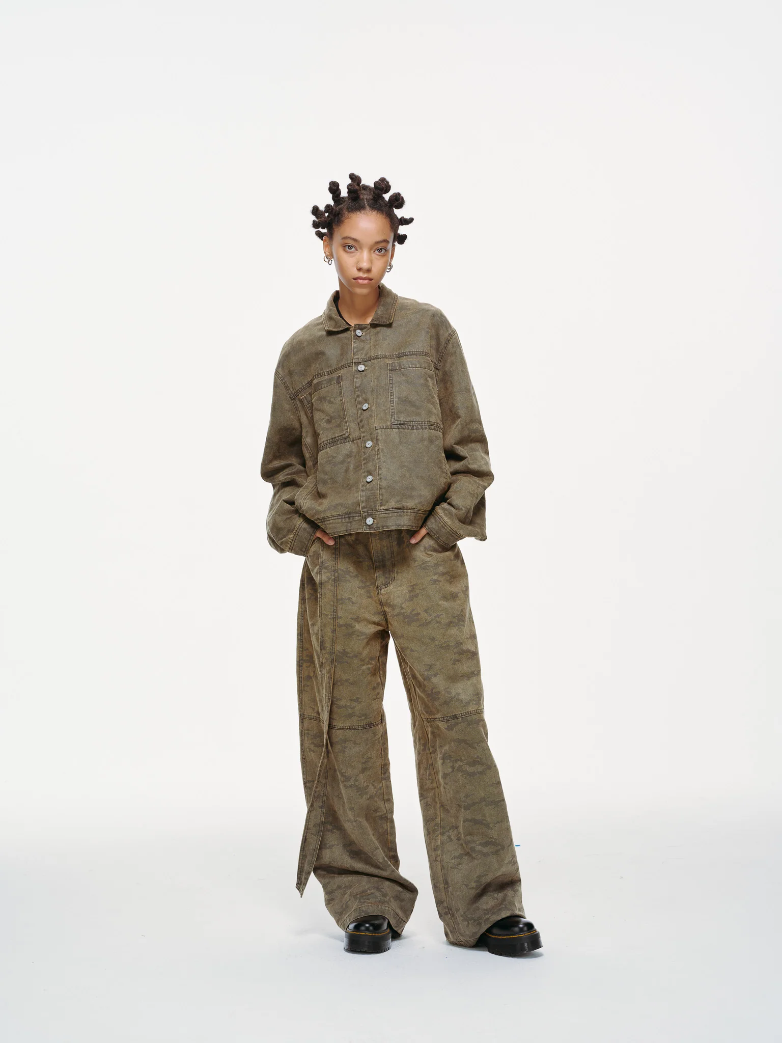 Kota Light Denim Sash Belt Pants – Subtle Washed Brown Camo - Image 5