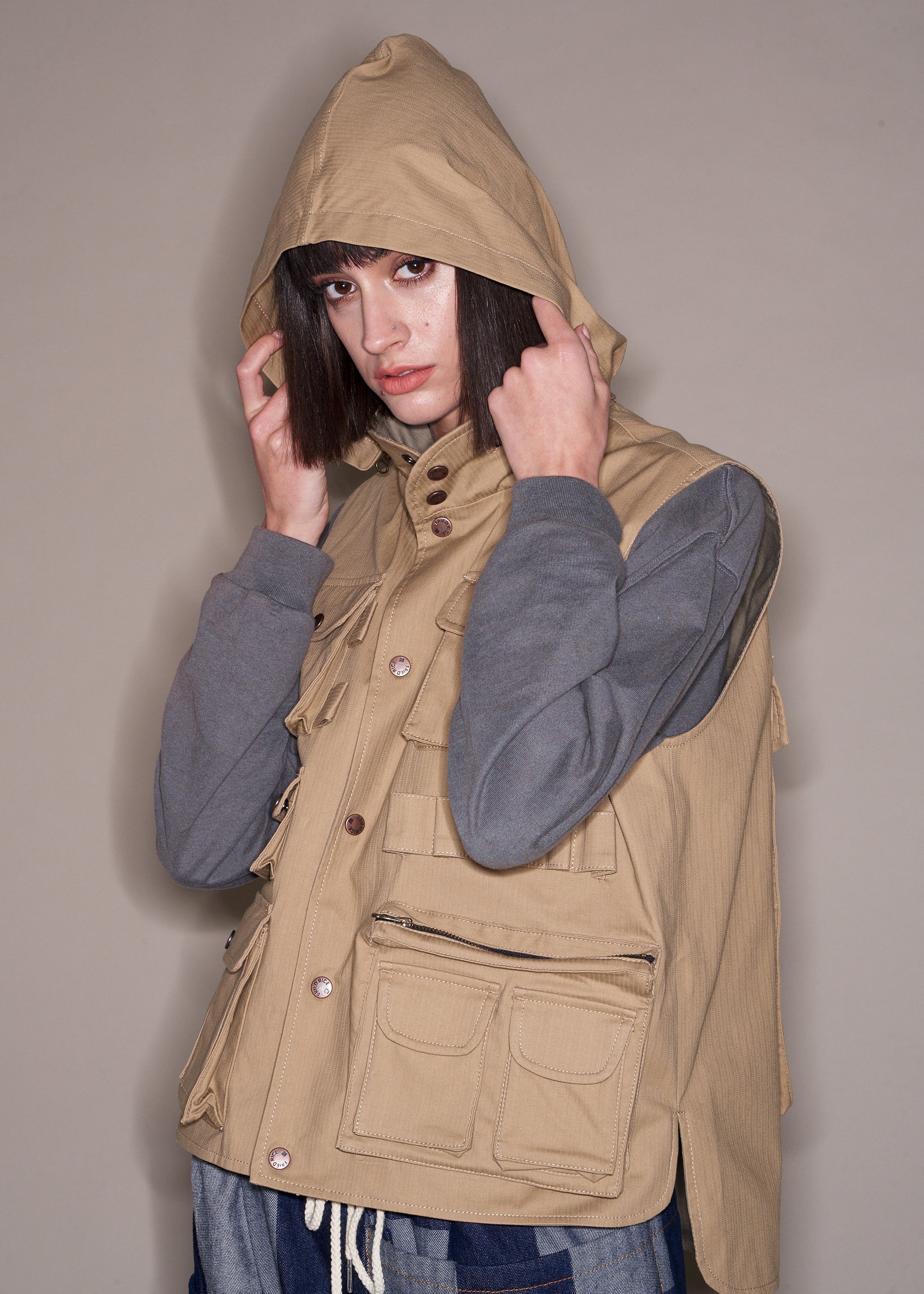 Reversible Utility Vest - Image 5