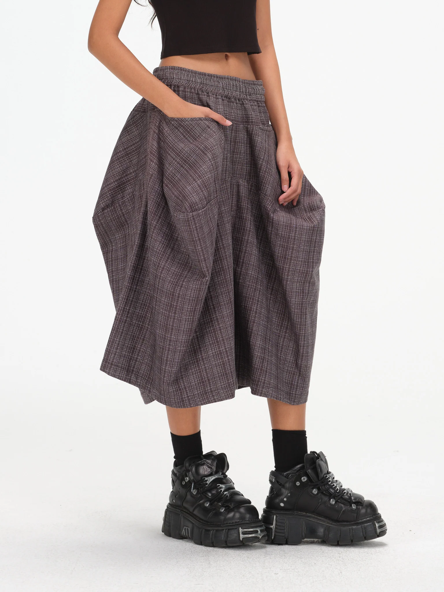 Gridline Structured Mid-Calf Shorts – Pleated Angular Drape, Dark Grey Plaid - Image 8