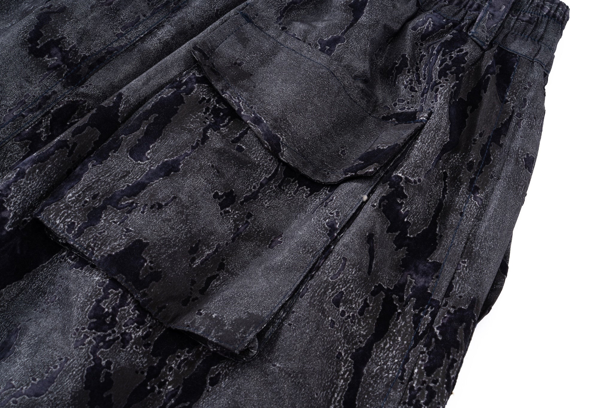 Sumi Zip Split Cargo Skirt - Blue Black - Image 23