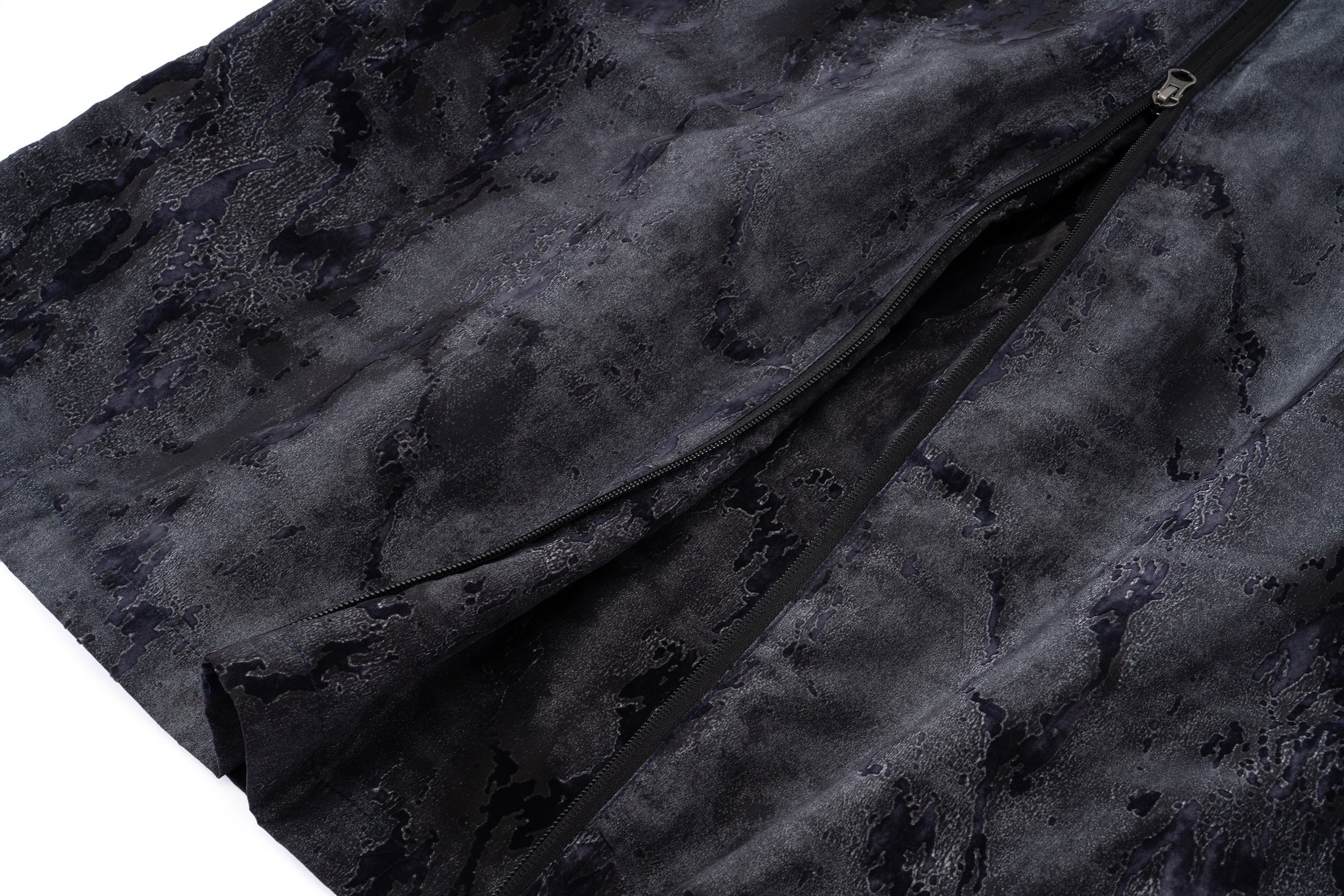 Sumi Zip Split Cargo Skirt - Blue Black - Image 24
