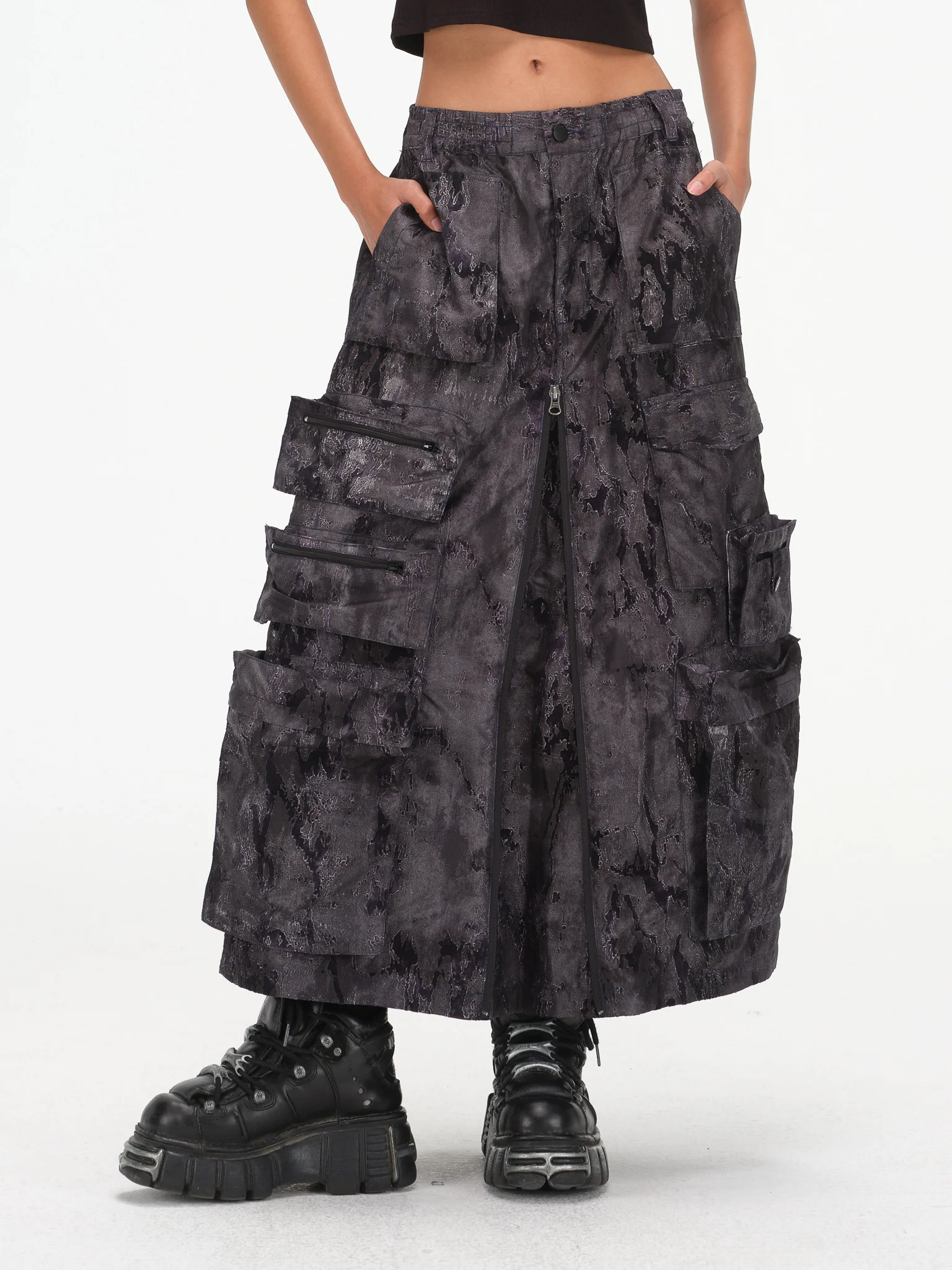 Sumi Zip Split Cargo Skirt - Blue Black - Image 4