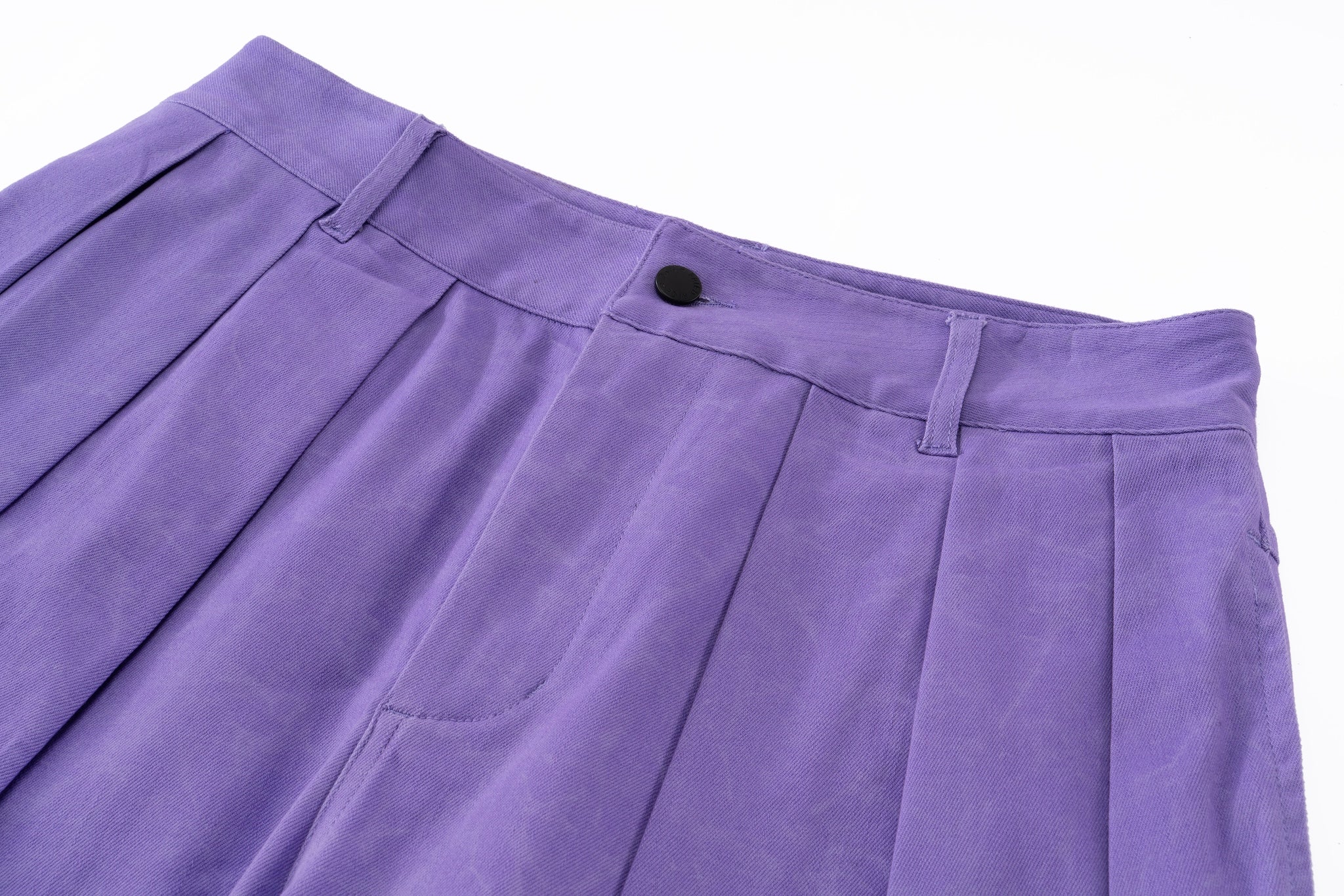 Wide-Leg Pleated Shorts - Purple - Image 8